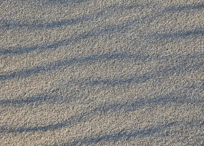 Shellter 117m Nr 55 Nad Morzem * רוגובו